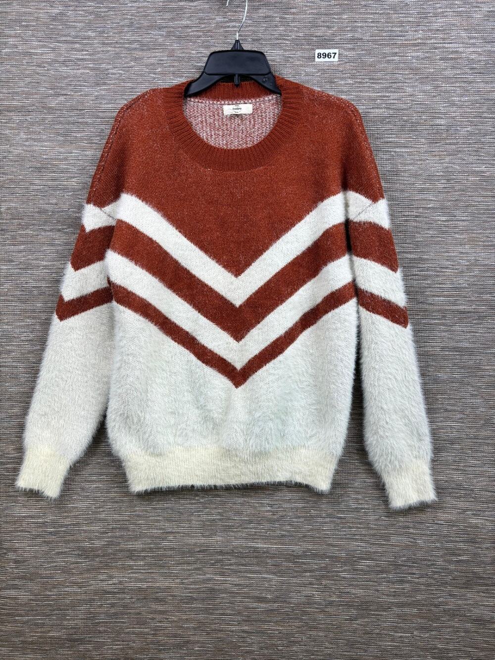 Entro Chevron Striped Knit Sweater Womens L Brown White Long Sleeve Crew-Neck